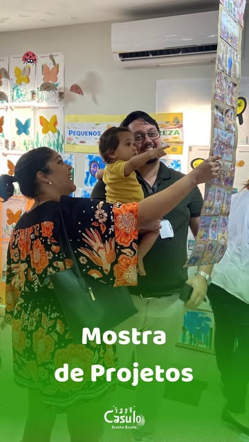 Família na mostra de projetos da Casulo